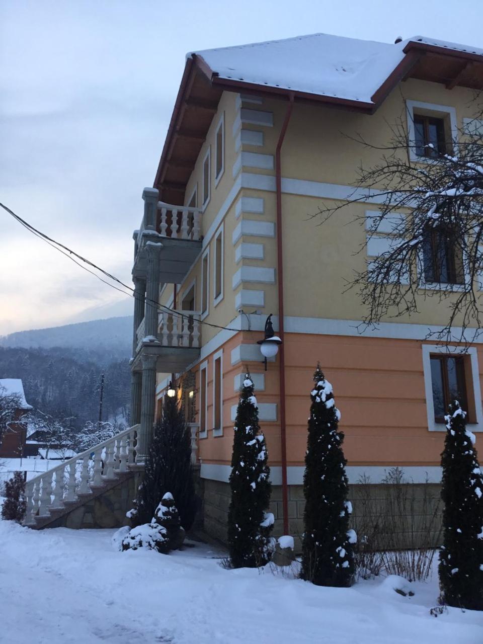 Затишний Дім Jaremče Exteriér fotografie